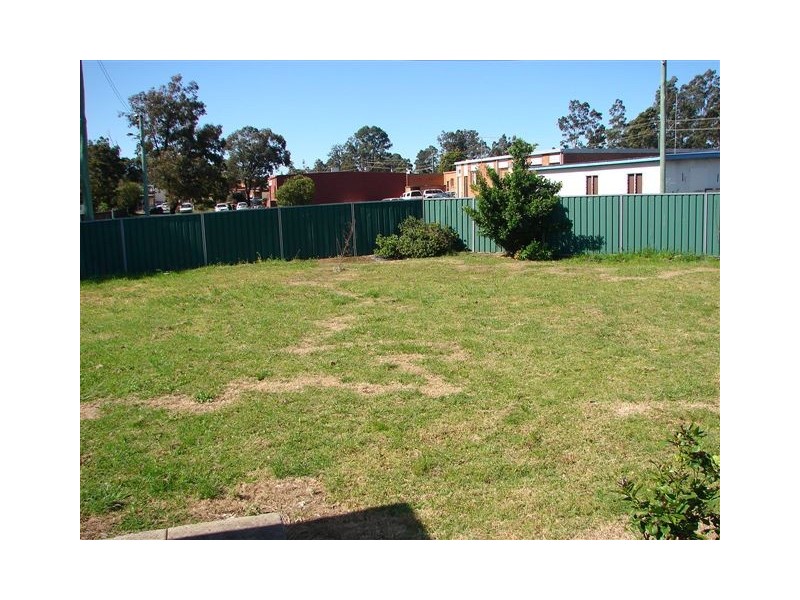 1 Emmett St, Tahmoor NSW 2573