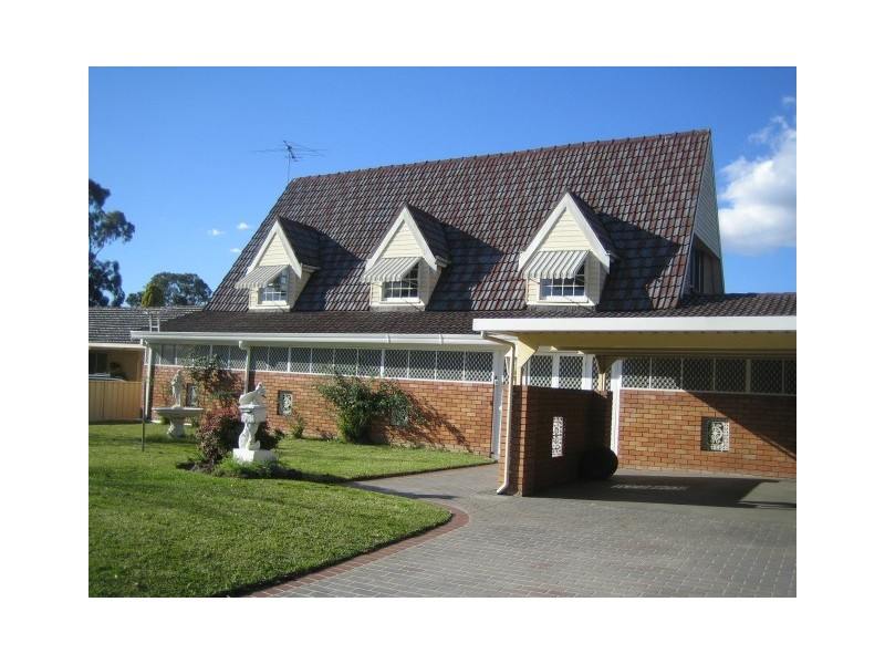 33  Thompson Ave, Moorebank NSW 2170