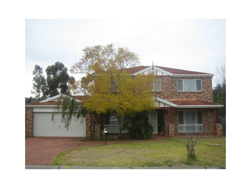 1 Warrego Court, Wattle Grove NSW 2173