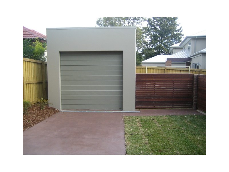 1  Sanananda Road, Holsworthy NSW 2173