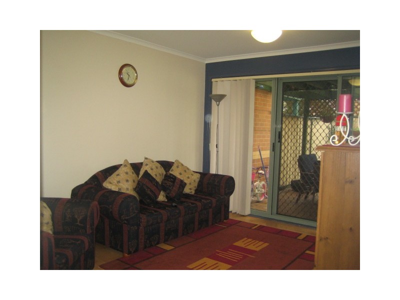 8/11-13  Armata Court, Wattle Grove NSW 2173