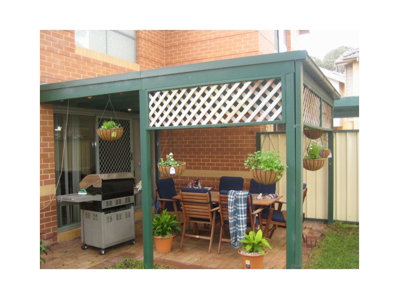 8/11-13  Armata Court, Wattle Grove NSW 2173