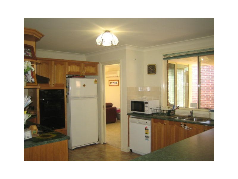 18   Exford Court, Wattle Grove NSW 2173