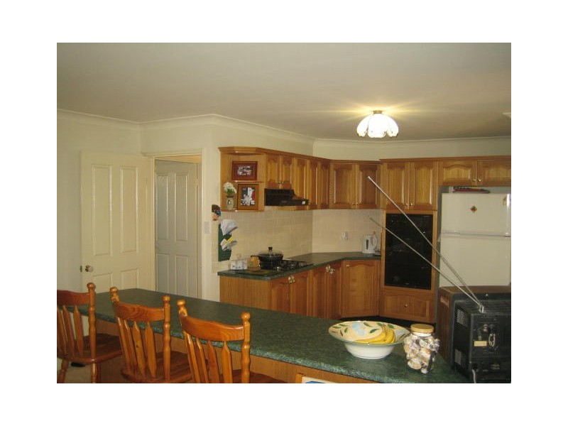 18   Exford Court, Wattle Grove NSW 2173