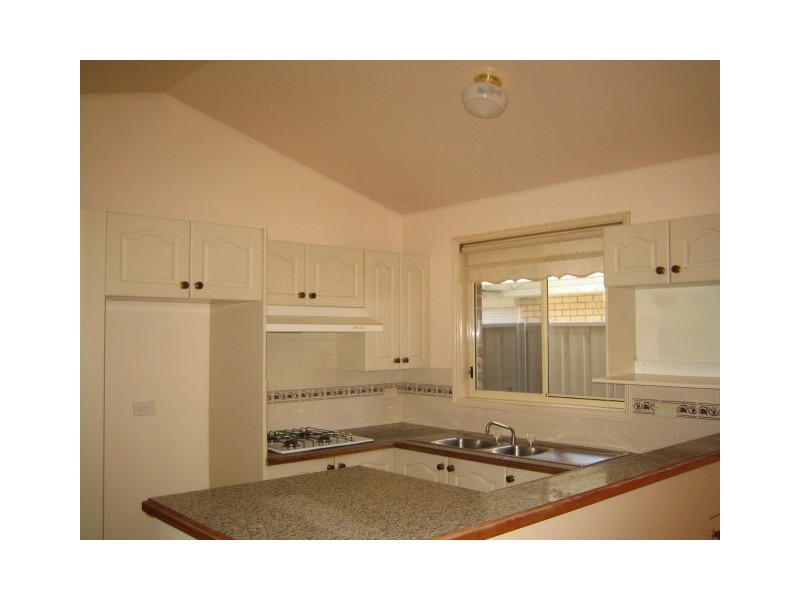 57  Corryton Court, Wattle Grove NSW 2173