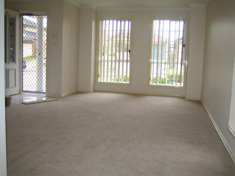 Wattle Grove NSW 2173