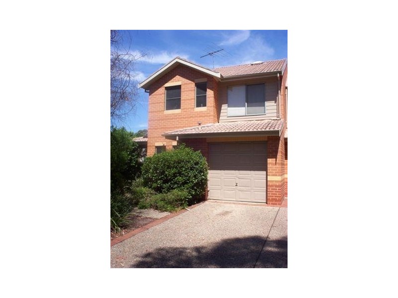 Wattle Grove NSW 2173