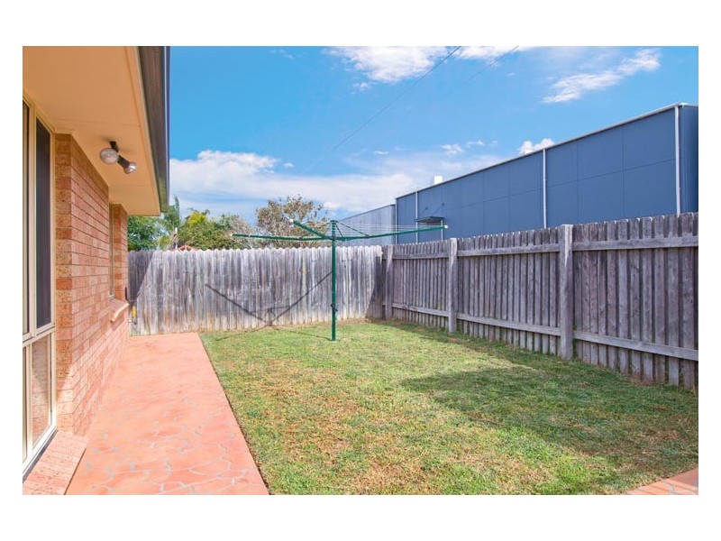 14   Derwent Court, Wattle Grove NSW 2173