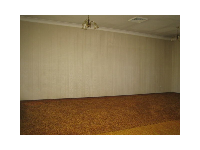 158  Longstaff Ave, Chipping Norton NSW 2170