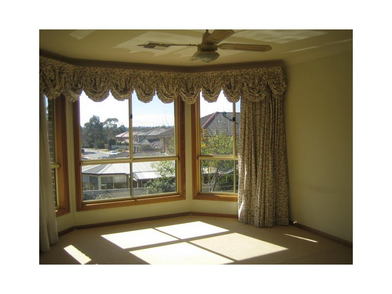 15   Mirbelia Ct, Voyager Point NSW 2172