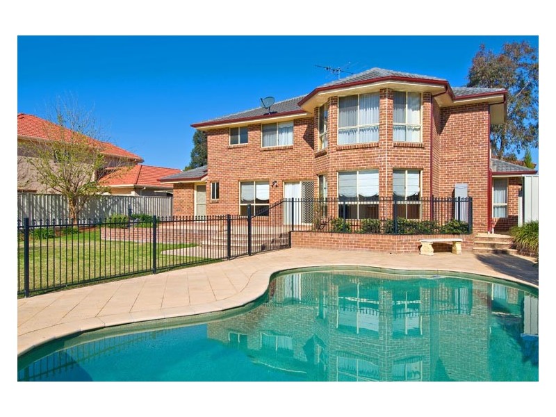 15   Mirbelia Ct, Voyager Point NSW 2172