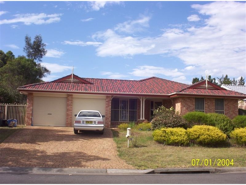 10  Baileyana Ct, Wattle Grove NSW 2173
