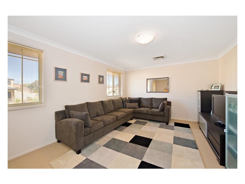 16   Costata Court, Voyager Point NSW 2172