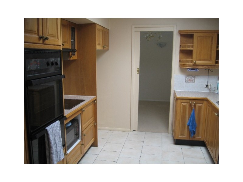 29  Elourera  Cres, Moorebank NSW 2170