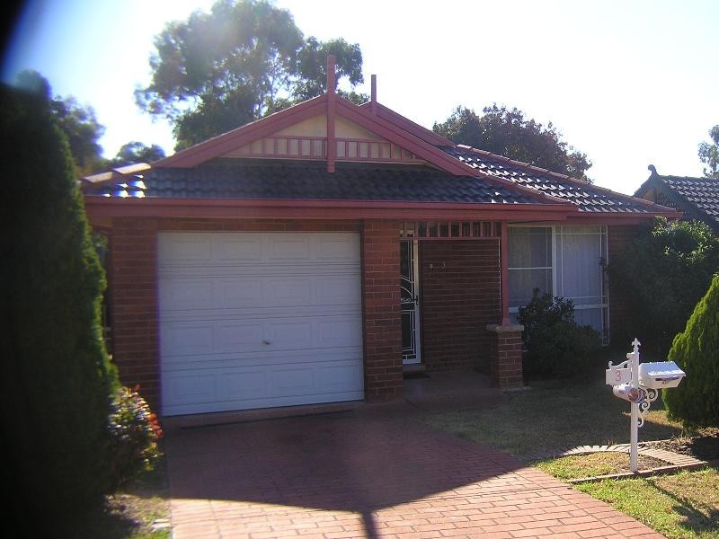3  Troopers Mews, Holsworthy NSW 2173
