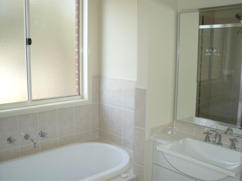 33 Myall Road, Casula NSW 2170