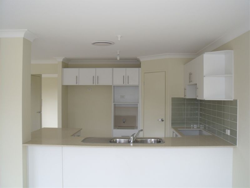 33 Myall Road, Casula NSW 2170