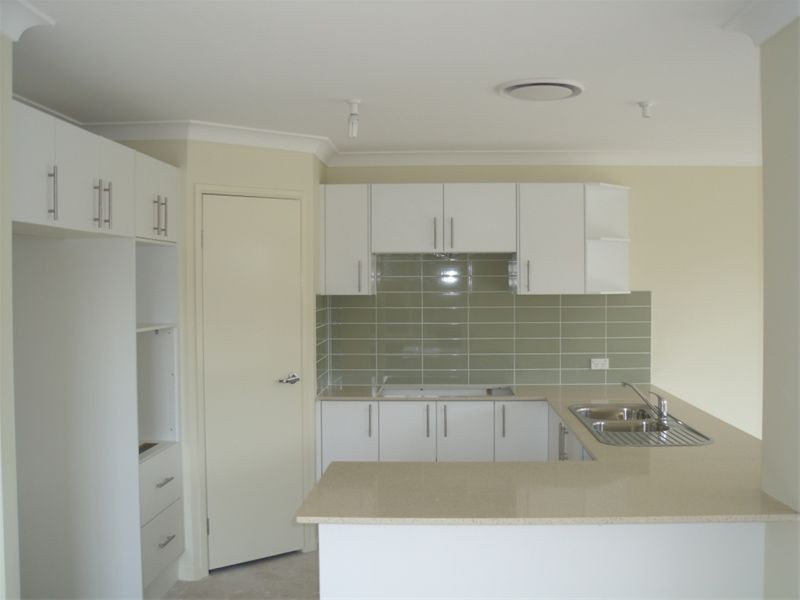 33 Myall Road, Casula NSW 2170