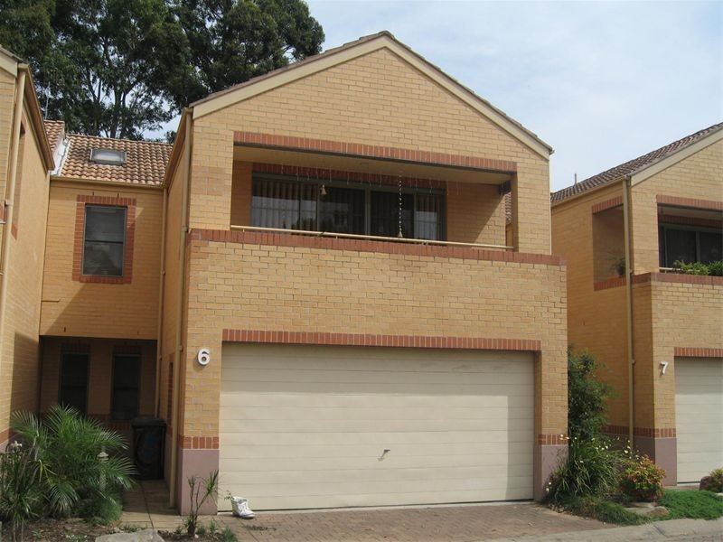 6/17 – 21  Continua Crt, Wattle Grove NSW 2173