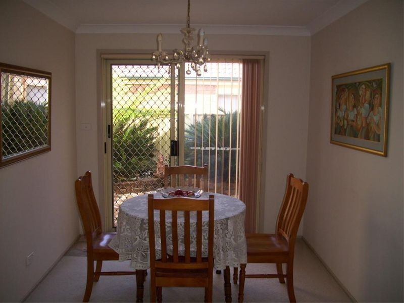 6  Kaputar Court, Wattle Grove NSW 2173