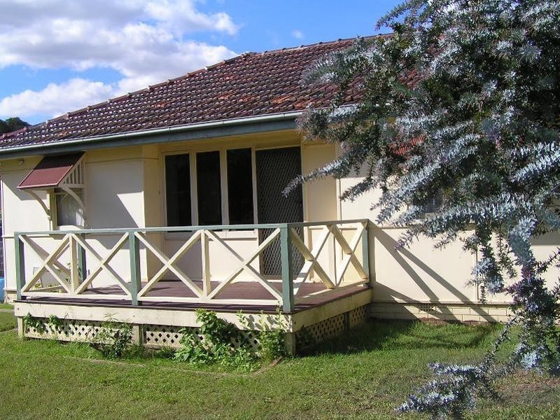 8  Mubo Crescent, Holsworthy NSW 2173