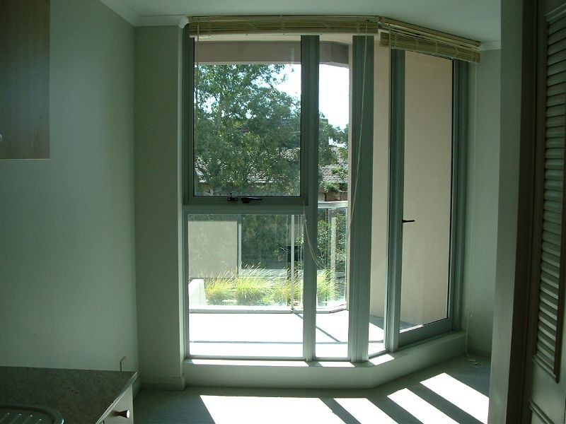 221/2B  Help Street, Chatswood NSW 2067