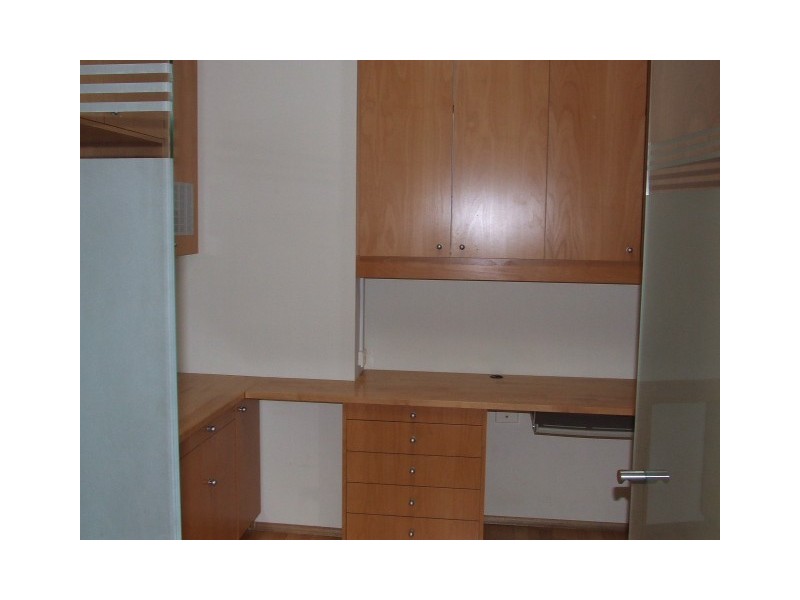 Level 3 46 / 19A  young, Neutral Bay NSW 2089