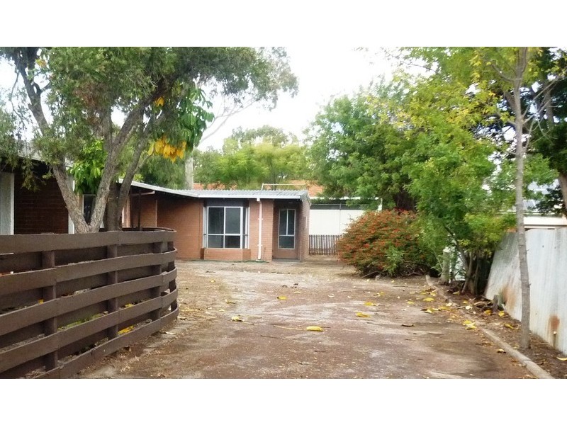 21c Tuscan Street, Rossmoyne WA 6148