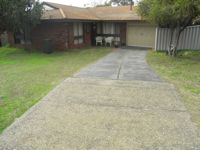 25 Farrell Way, Padbury WA 6025