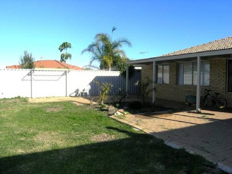 17 Duncombe Grove, Quinns Rocks WA 6030