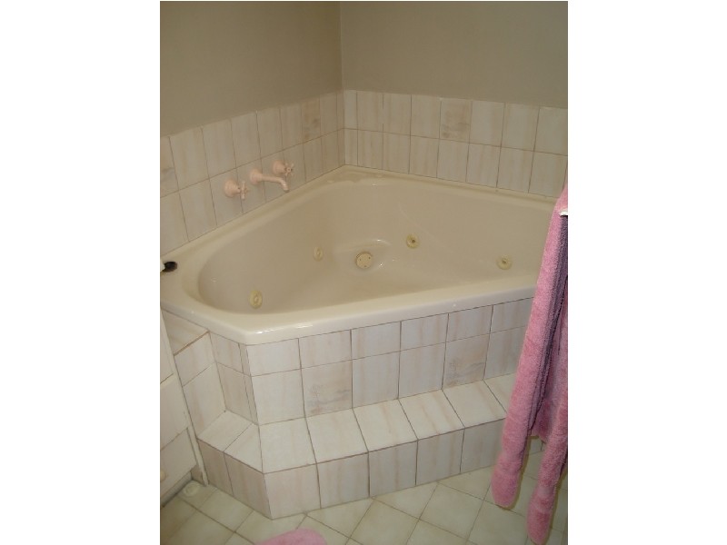 16 Hicks Way, Hillarys WA 6025