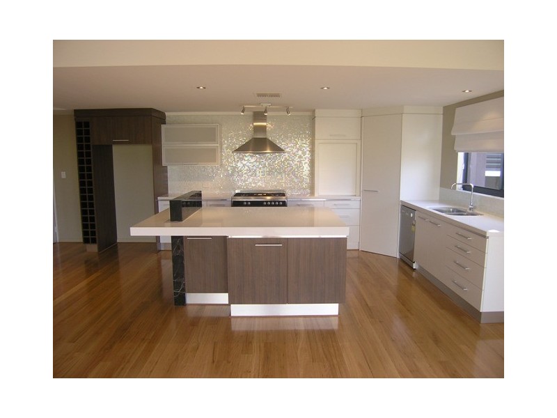 10 Fourmile Ave, Burns Beach WA 6028