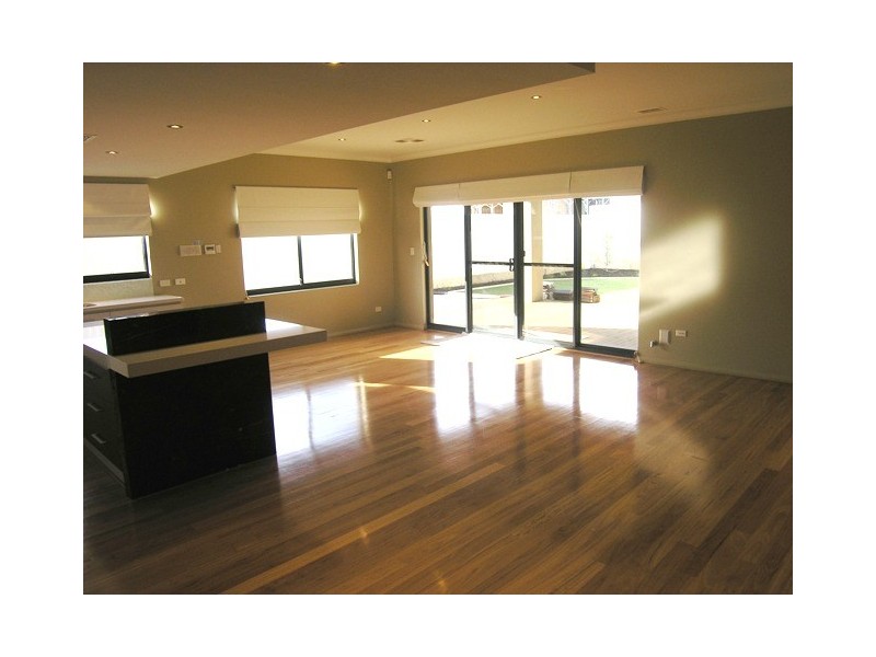 10 Fourmile Ave, Burns Beach WA 6028
