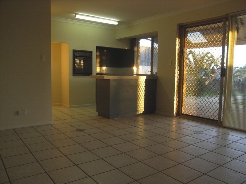 42 Otisco Crescent, Joondalup WA 6027