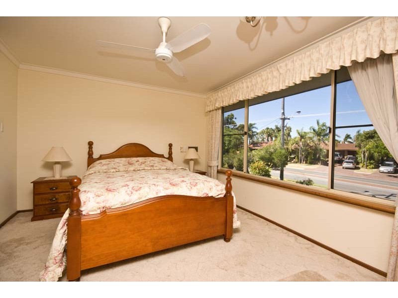 45 Bridgewater Drive, Kallaroo WA 6025