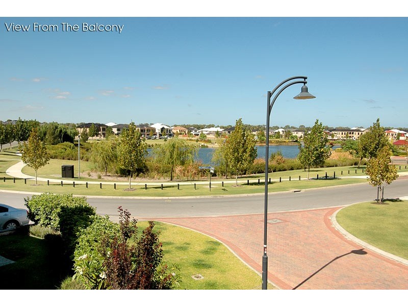 2 Locarno Close, Stirling WA 6021