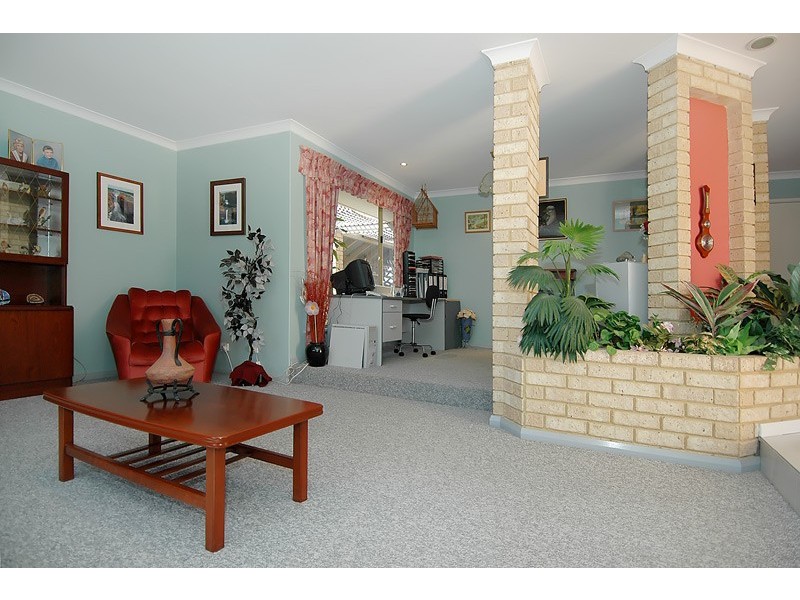 6 SEASIDE GARDENS, Mullaloo WA 6027
