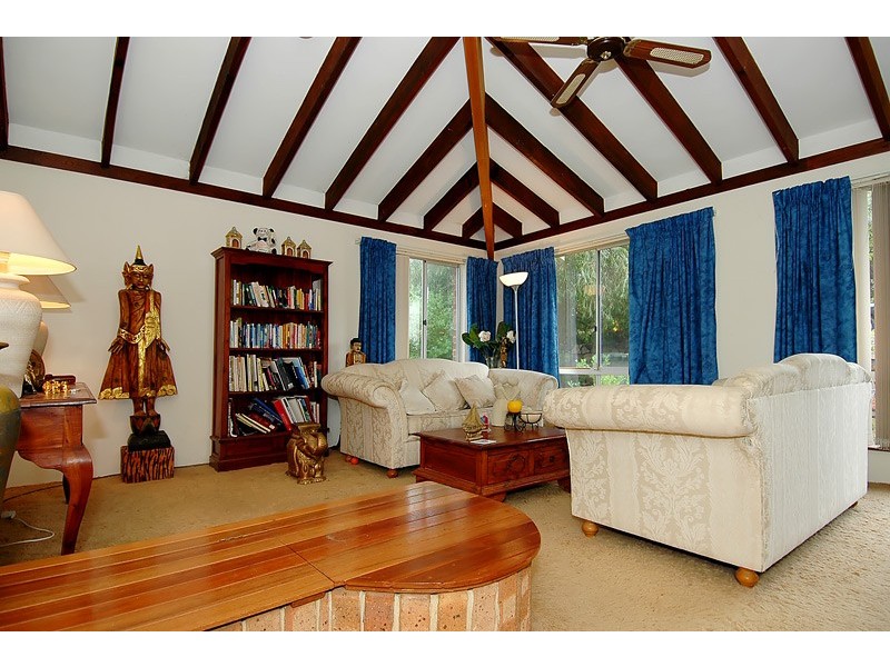 10 The Crest, Woodvale WA 6026