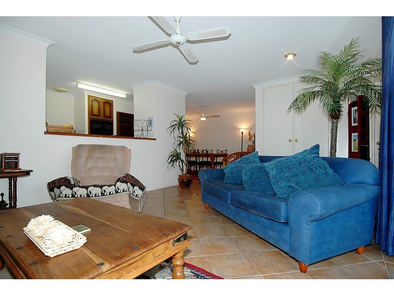 10 The Crest, Woodvale WA 6026