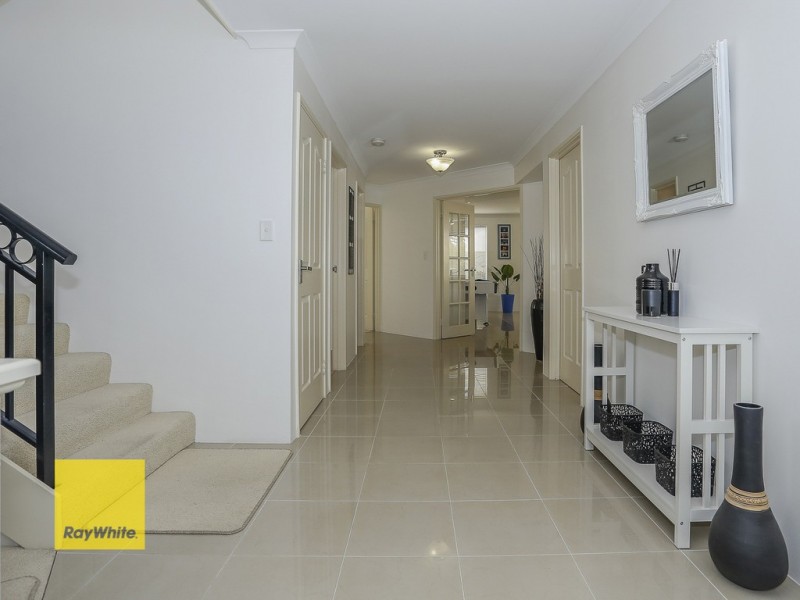 18 Firenze Loop, Landsdale WA 6065