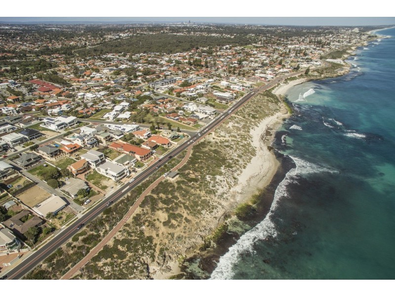 38a West Coast Drive, Marmion WA 6020