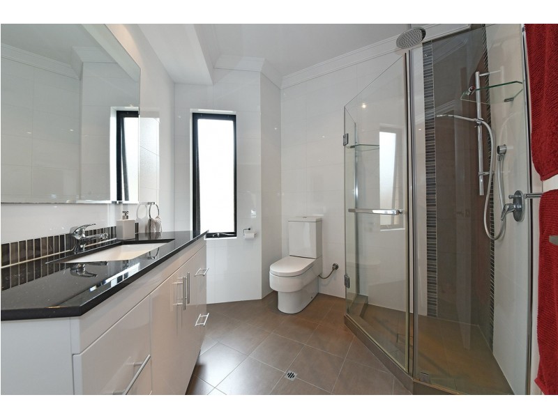 13 Tyrrell Crt, Edgewater WA 6027