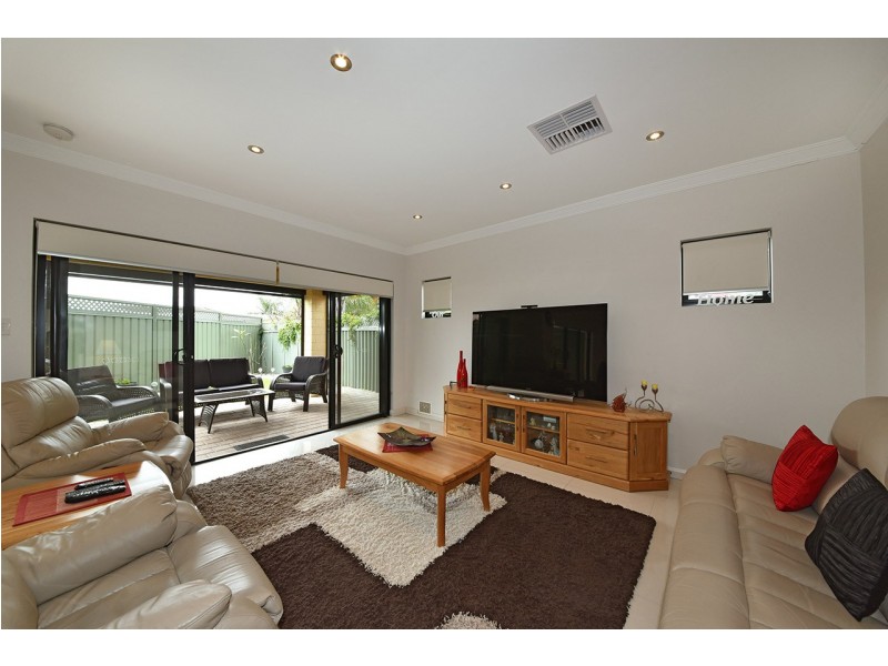 13 Tyrrell Crt, Edgewater WA 6027