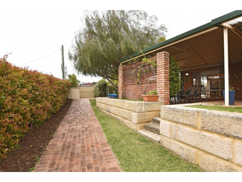 67 Springvale Dr, Warwick WA 6024