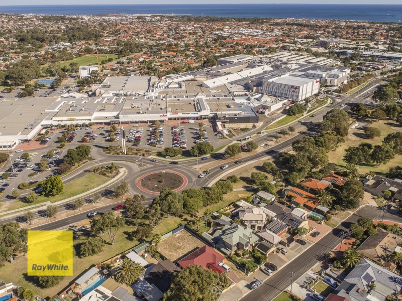 20a Oleander Way, Kallaroo WA 6025