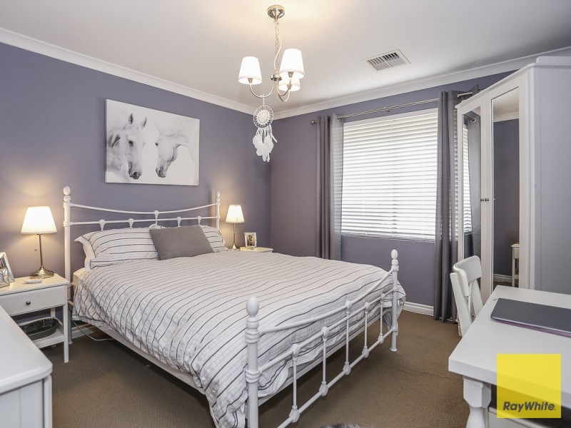 3 Hursthill St, Madeley WA 6065