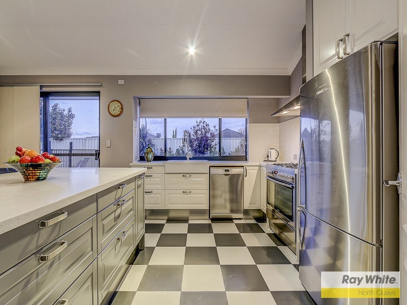 53 Regency Ave, Madeley WA 6065