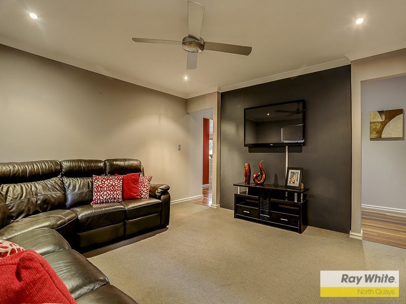 53 Regency Ave, Madeley WA 6065