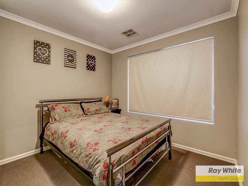 53 Regency Ave, Madeley WA 6065