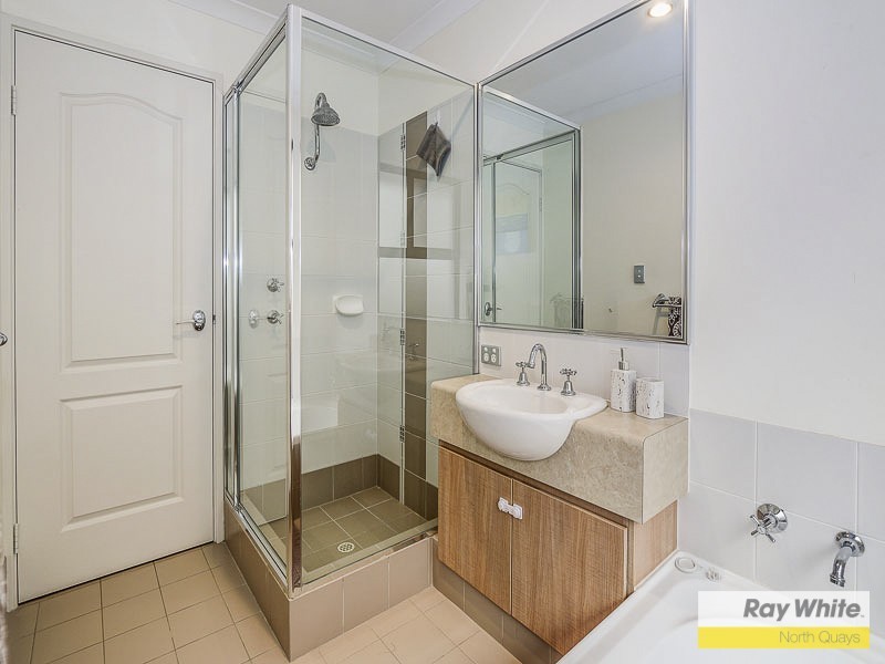 53 Regency Ave, Madeley WA 6065